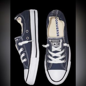 Chuck Taylor All Star Shoreline Slip navy 
$60.00
WOMEN'S LOW TOP SHOE